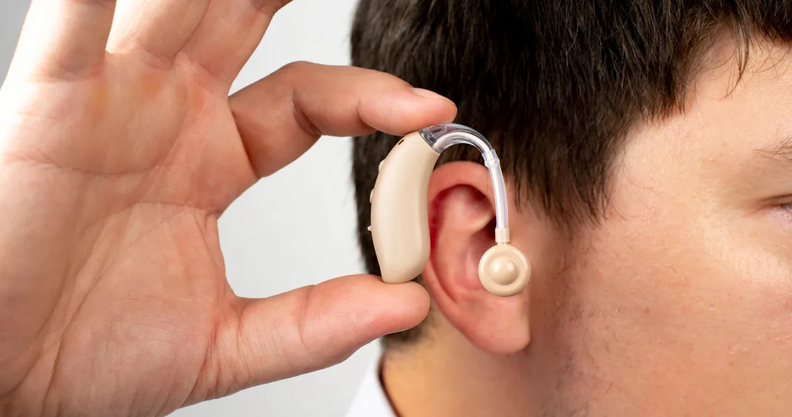 Do cochlear implants give 100% hearing