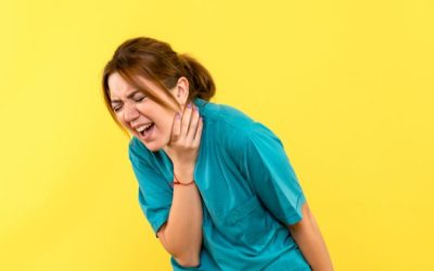 Pain While Speaking: What’s Causing It and When to Worry