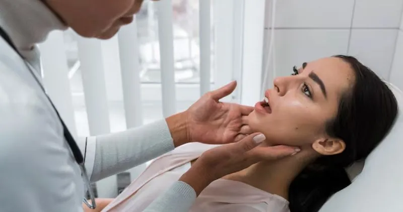 Vocal cord paralysis recovery time